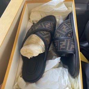 Fendi Men’s Sandala